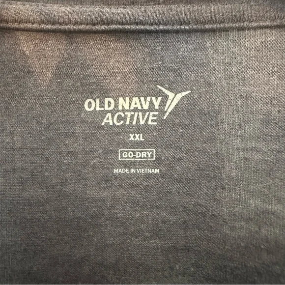 Old Navy Active Go-dry V-neck Tshirt - Picture 4 of 5